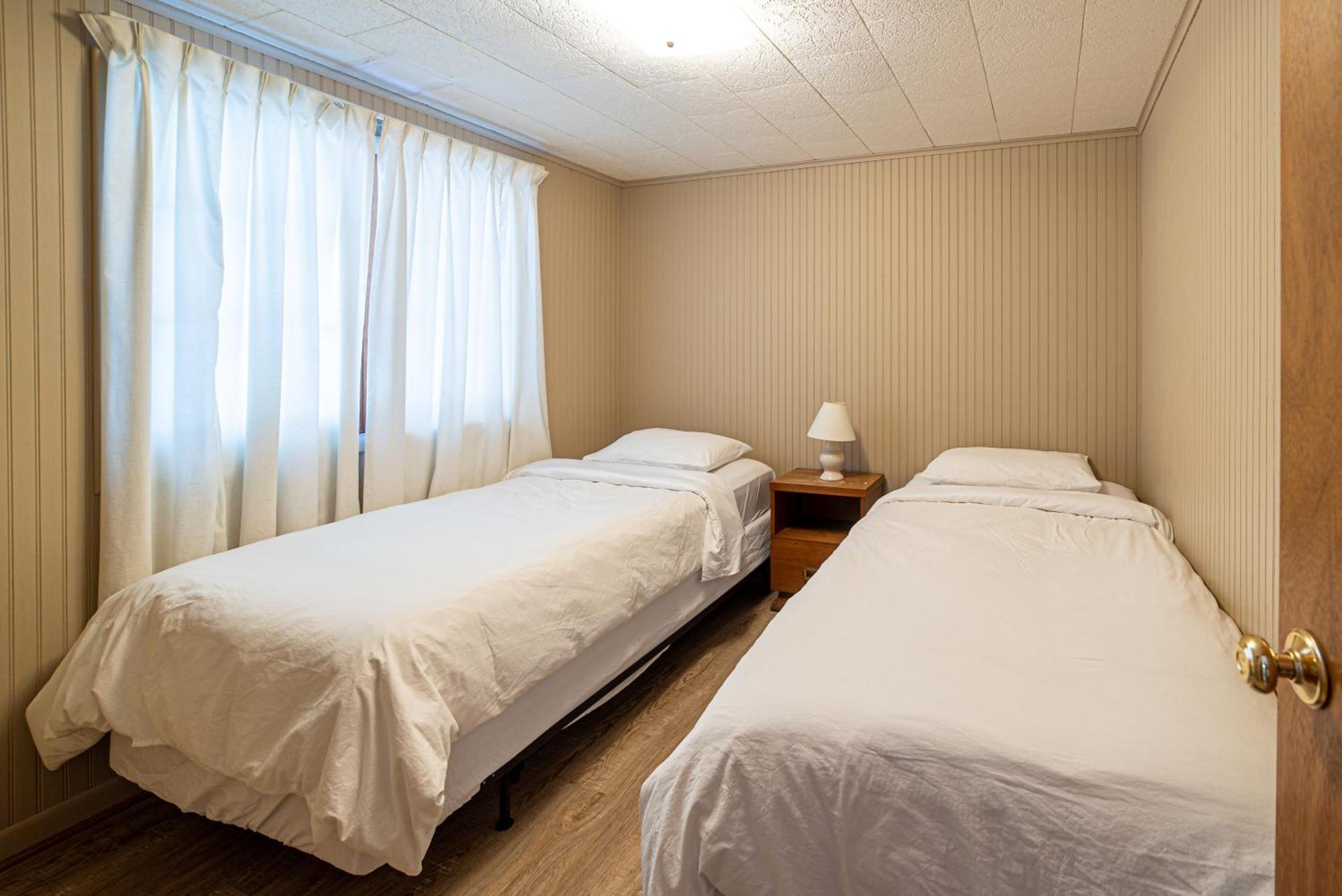 Star Gate Motel Indian River Bilik gambar